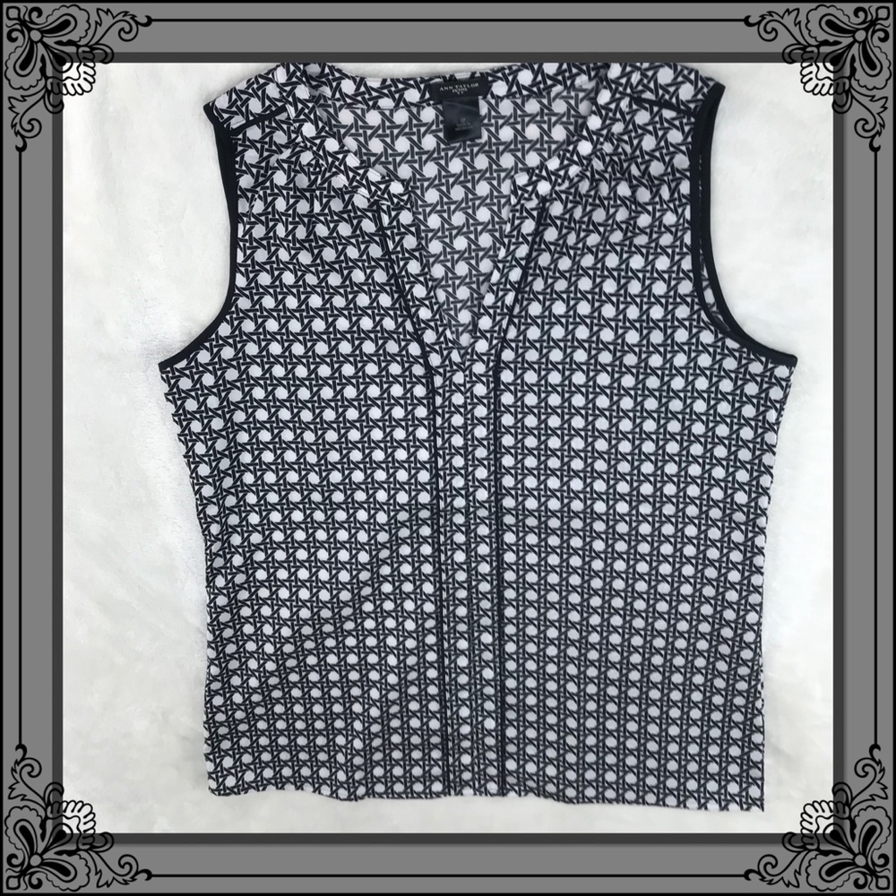 Ann Taylor Petite tank top in basket weave pattern